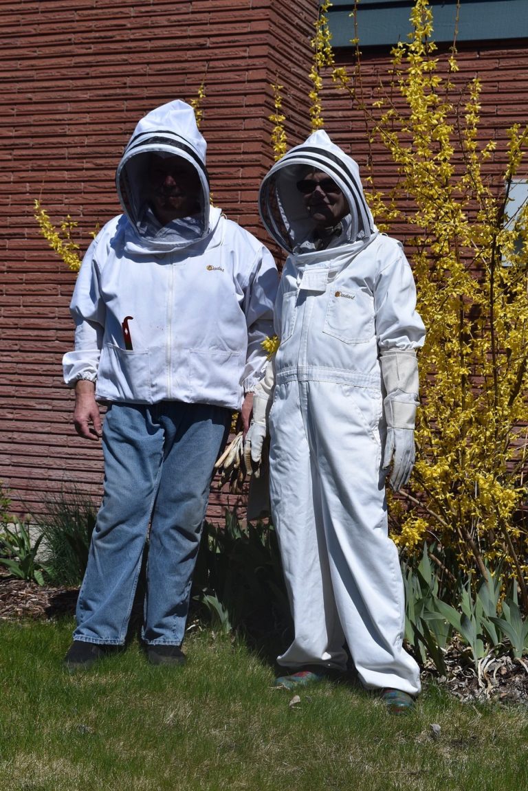 Beekeepers Dave and Pam Zack